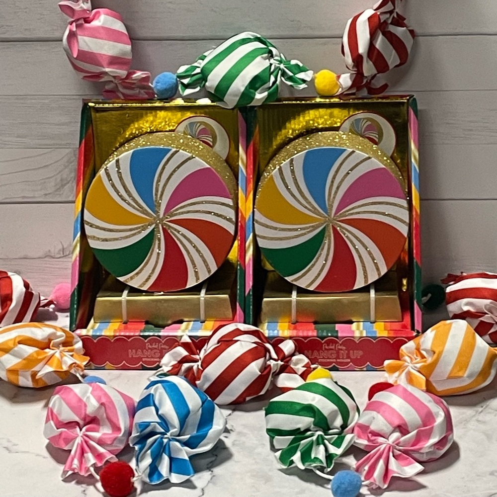 Candy Garland & Stocking Holder Bundle